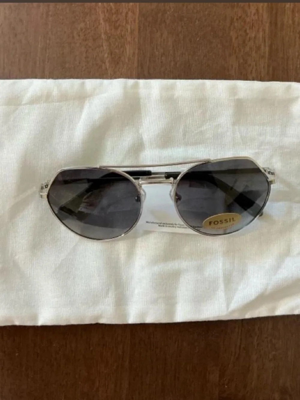 Fossil classic design